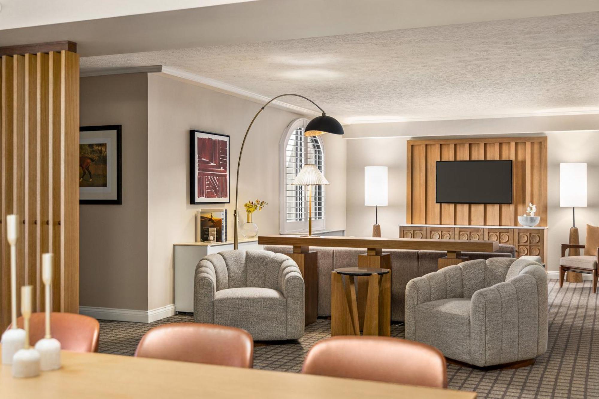 Crowne Plaza Louisville Airport Expo Ctr By Ihg Exterior foto