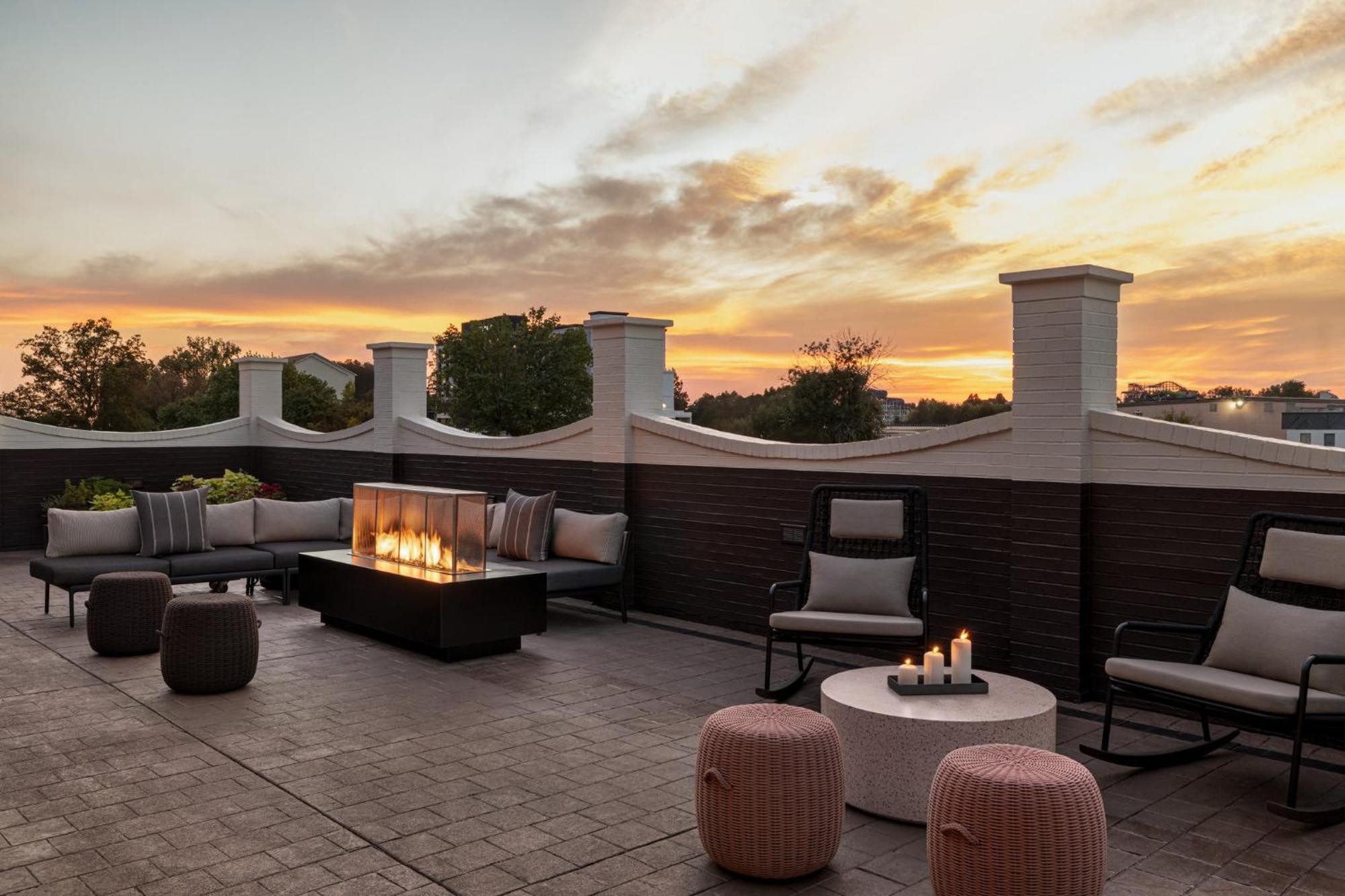 Crowne Plaza Louisville Airport Expo Ctr By Ihg Exterior foto