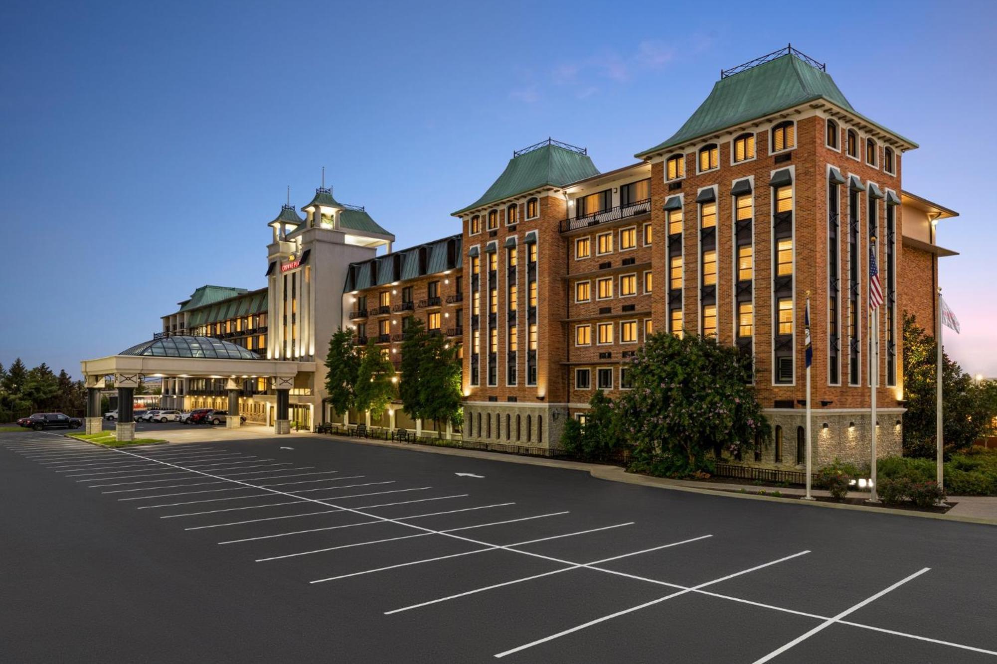 Crowne Plaza Louisville Airport Expo Ctr By Ihg Exterior foto